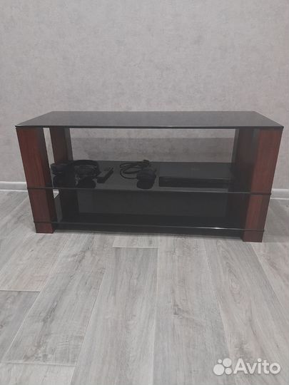 Тумба под телевизор