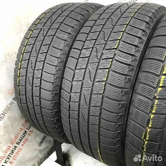 Hankook Winter I'Cept IZ W606 235/55 R17