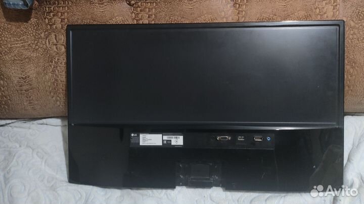 Монитор Lg 27
