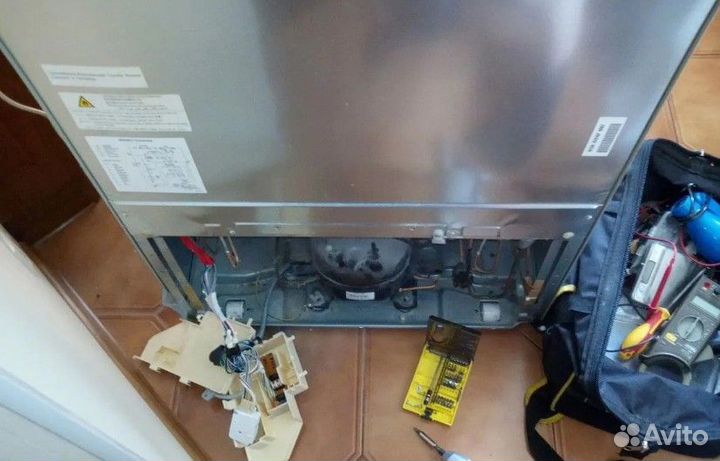 Ремонт духовых шкафов и холодильников на дому