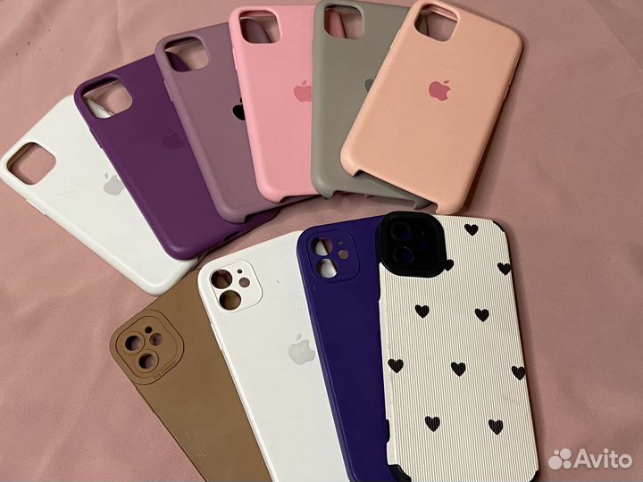 Чехлы на iPhone 11