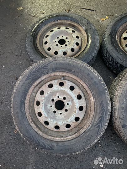 Комплект зимних колес r14