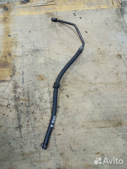 Трубка гура Мерседес W210