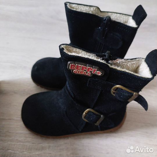 Сапожки замшевые размер 23