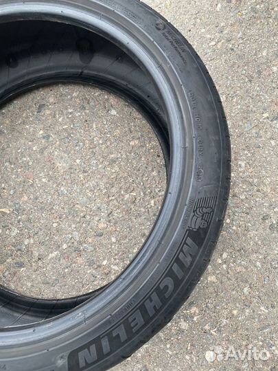 Michelin Pilot Sport 4 245/40 R19