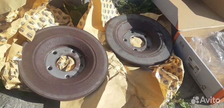 Диски тормозные задние