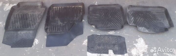 Коврики в Ниву