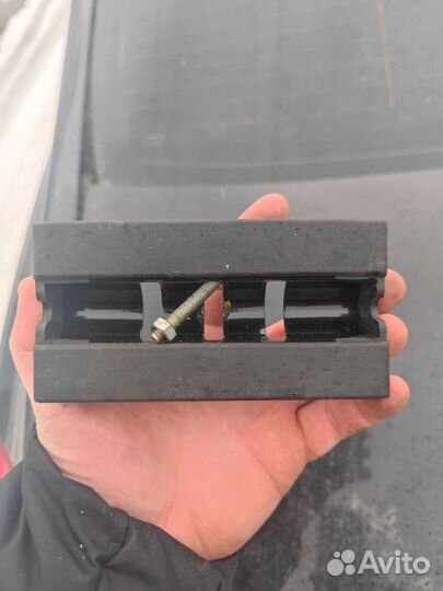 Рейлинги на крышу универсальные