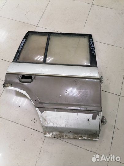 Дверь задняя правая Mitsubishi Pajero V45W 4M40