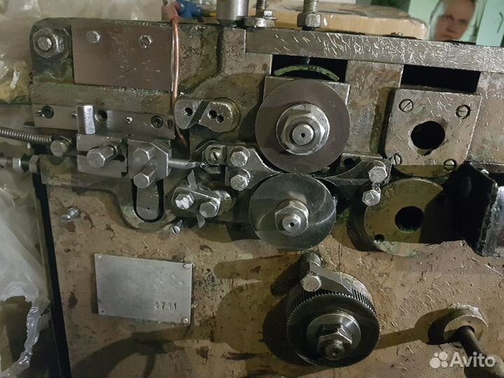 Пружинонавивочный автомат типа зим 430