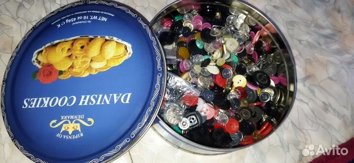 Нитки и пуговицы