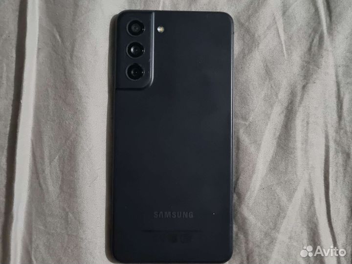 Телефон Samsung s21fe 5g