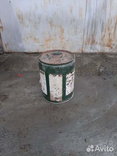 Канистра для бензина круглая 20л и 30л