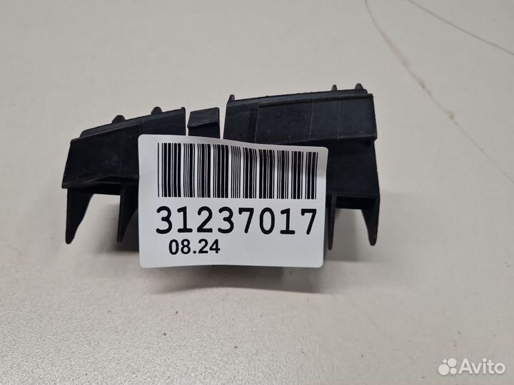 Кронштейн бампера заднего правый Toyota Corolla E12 2001-2007