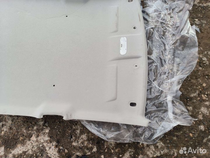 Renault Logan 2 седан потолок