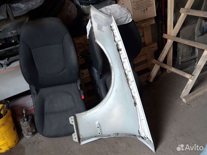 Крыло правое Мерседес w211