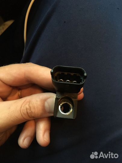 Датчик положения коленвала Mercedes