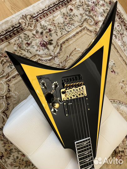 Edwards alexi e-al 128 arrow head