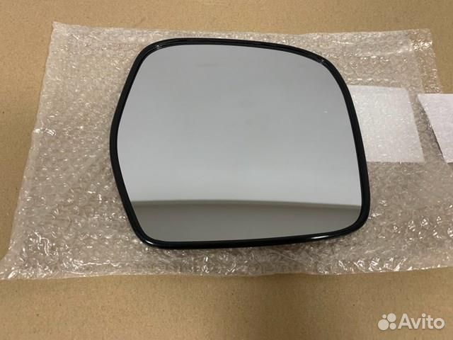 Стекло зеркала правого land cruiser 100