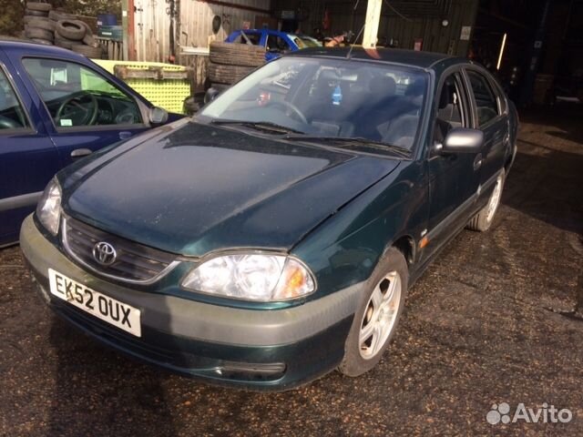 Разбор на запчасти Toyota Avensis 1
