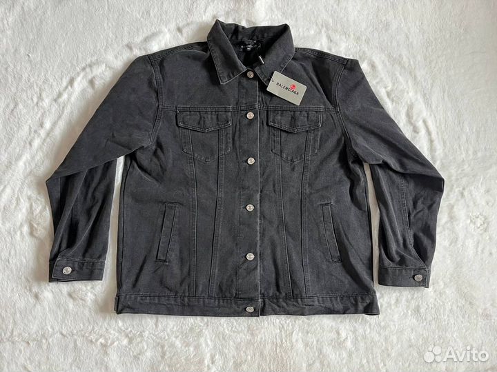 Джинсовая куртка balenciaga