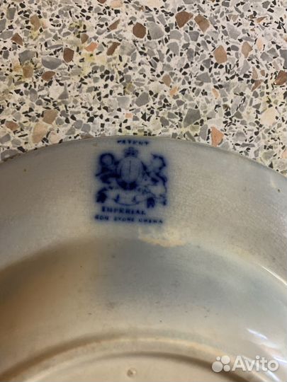 Старинная тарелка