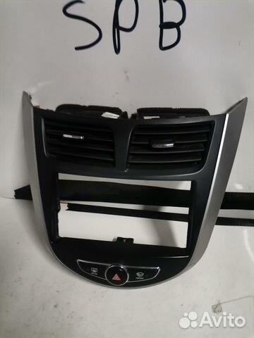 Рамка магнитолы Hyundai Solaris