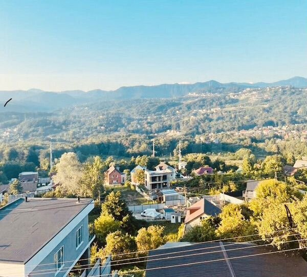 Дом 187 м² на участке 4 сот.