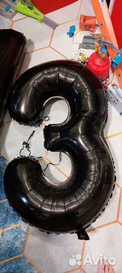 Большие надувные шары цифры 1 и 3