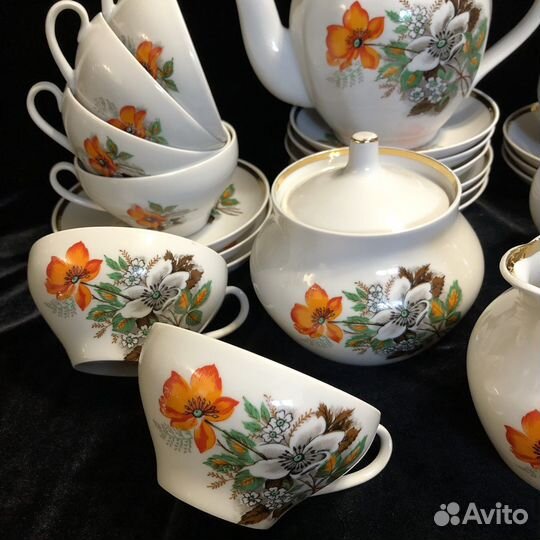 Сервиз чайный Маки Дулево