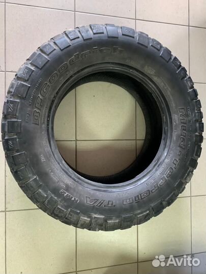 Bfgoodrich Mud-Terrain T/A KM2 265/70 R17