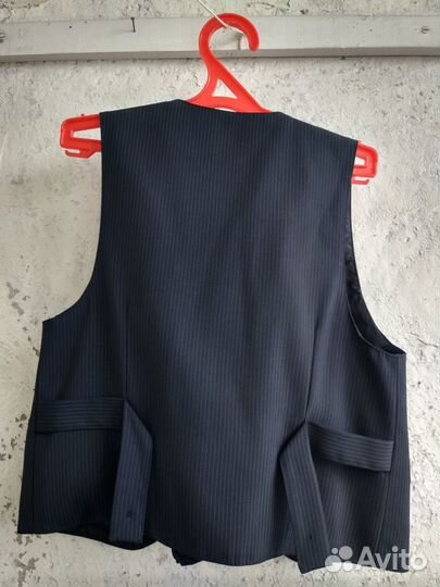 Школьный костюм для девочки 140 146