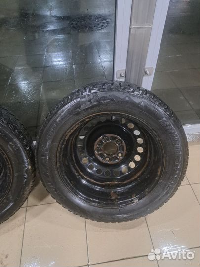 Bridgestone Blizzak Spike-01 2.25/4.5 R5 и 16/6 R6