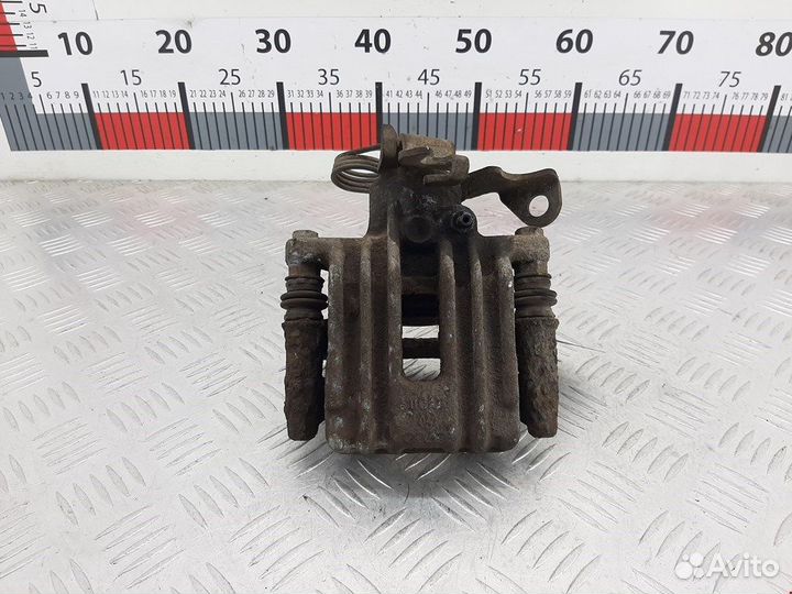 Суппорт задний правый для Audi A6 C5 8E0615424