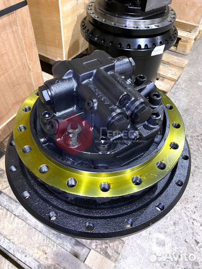 Редуктор хода Hitachi ZX210LCH-3 9261222