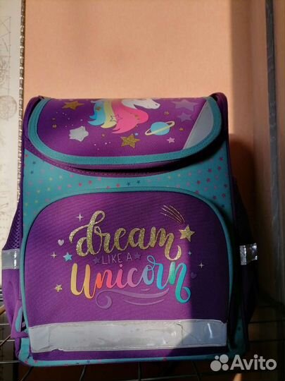 Рюкзак школьный