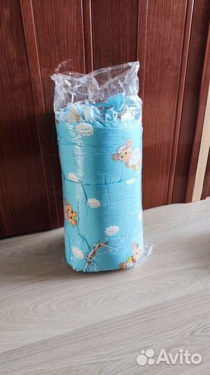 Бортики в кроватку + гирлянда на выписку