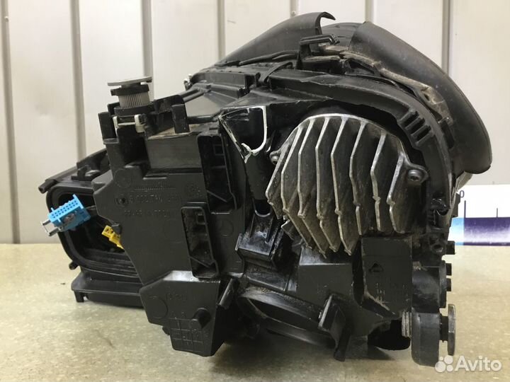 Фара правая Mercedes Benz W166 M-Klasse (ML GLE) 2