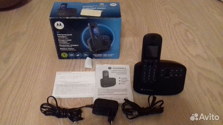 Телефон - Motorola D1111