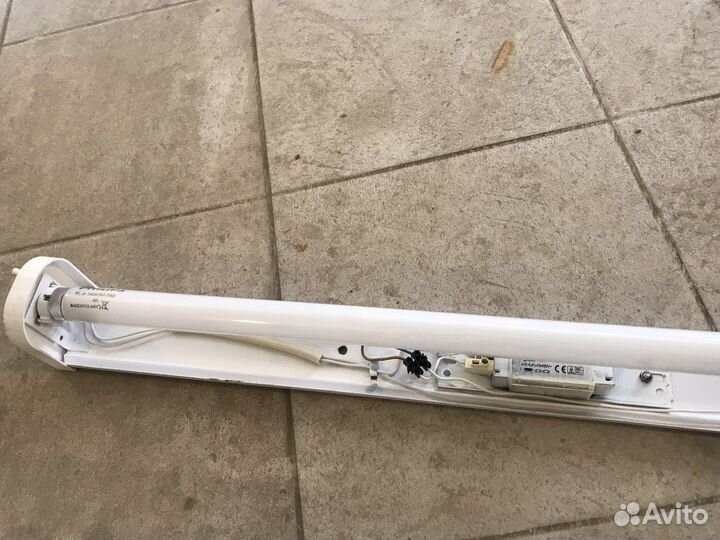 Светильник люминесцентный