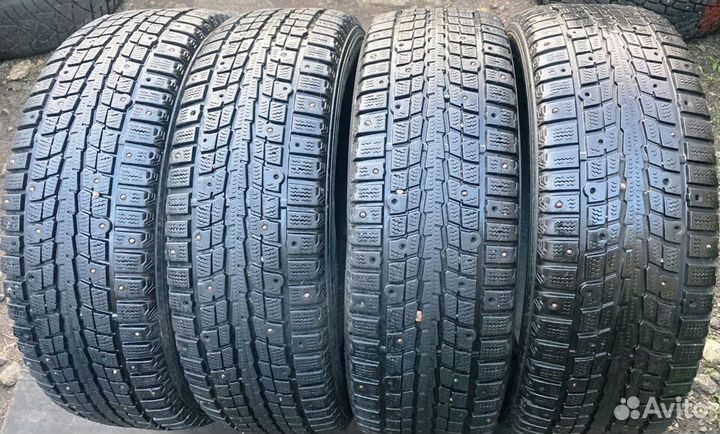 Dunlop SP Winter Ice 01 205/60 R16