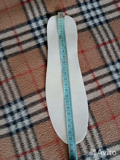 Кроссовки женские