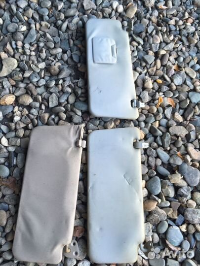 Козырек солнцезащитный Noah Voxy 60 2002