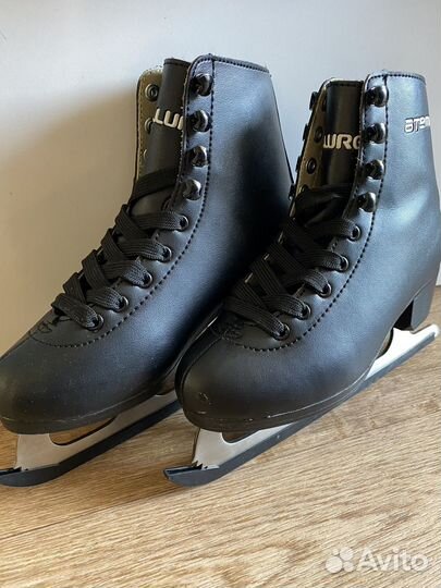 Коньки фишурные детские