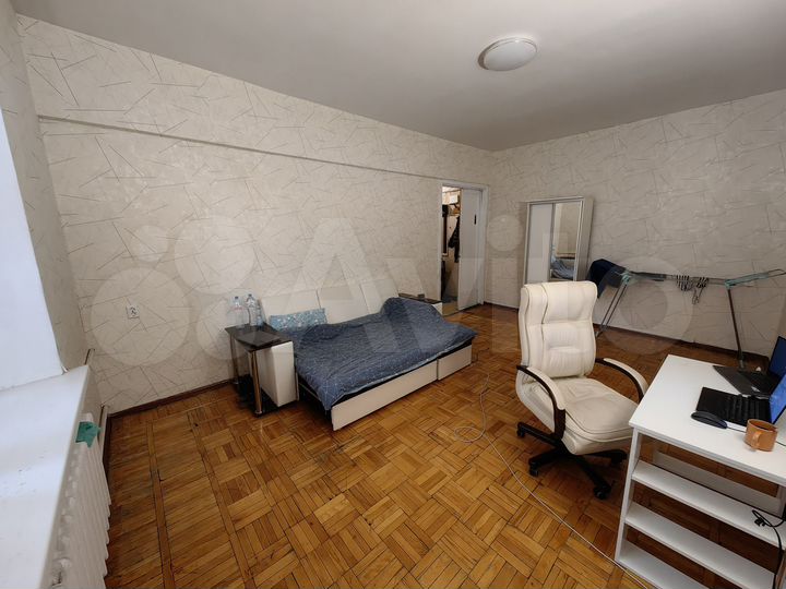 Комната 23,2 м² в 2-к., 2/8 эт.