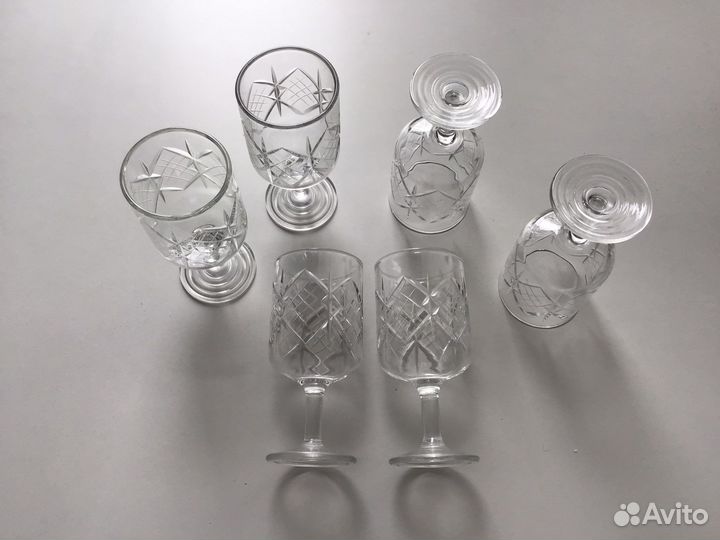 Кувшин,рюмки хрустальные