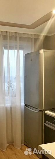 Холодильник Samsung FD1V365 бу