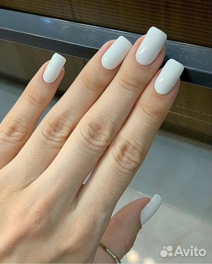 Маникюр, педикюр, наращивание и коррекция ногтей