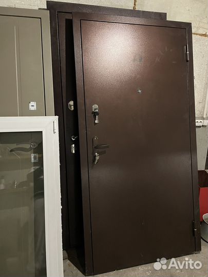 Дверь входная