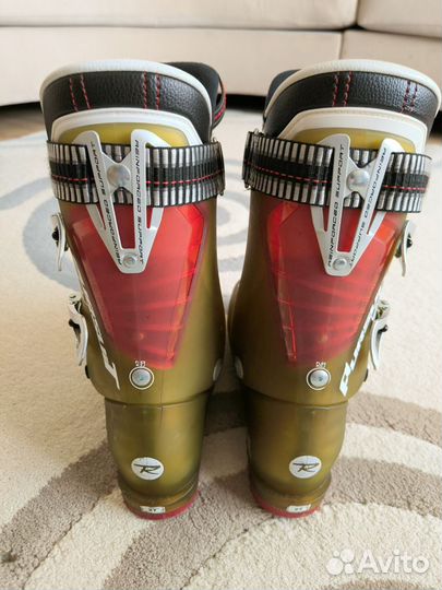 Ботинки горнолыжные